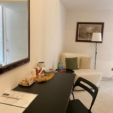 Bed & Breakfast Plebiscito Home Napoli Dış mekan fotoğraf