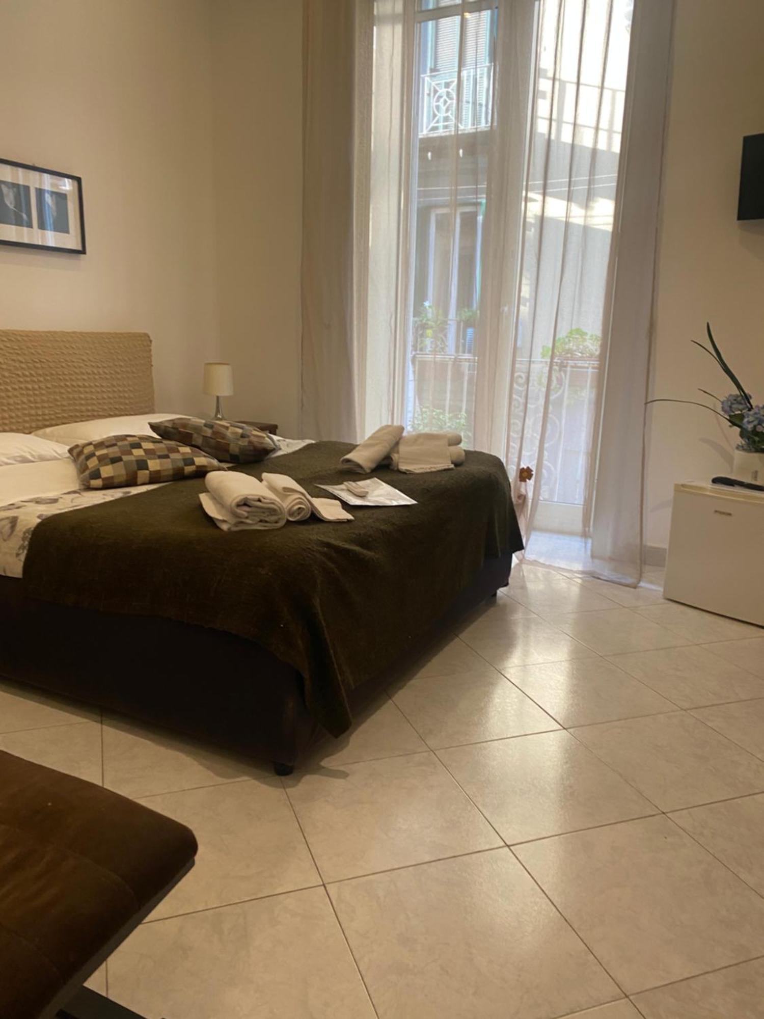 Bed & Breakfast Plebiscito Home Napoli Dış mekan fotoğraf