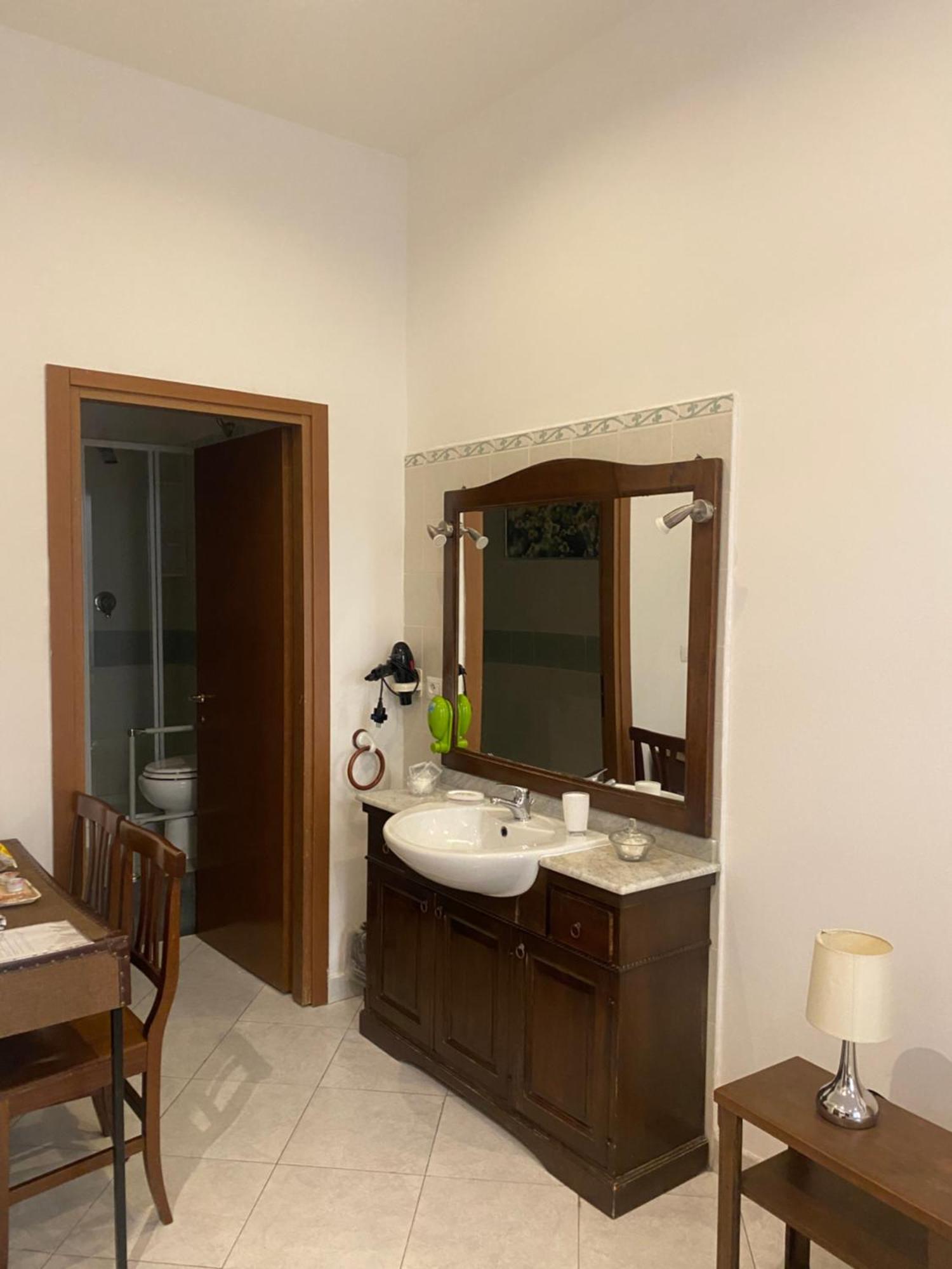 Bed & Breakfast Plebiscito Home Napoli Dış mekan fotoğraf