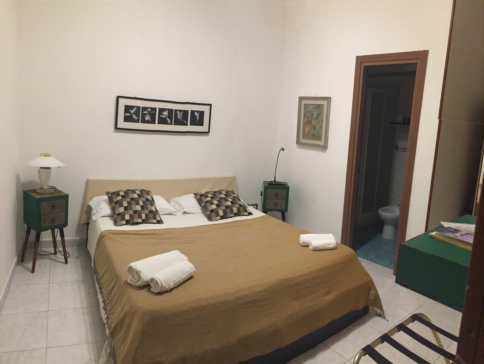 Bed & Breakfast Plebiscito Home Napoli Dış mekan fotoğraf