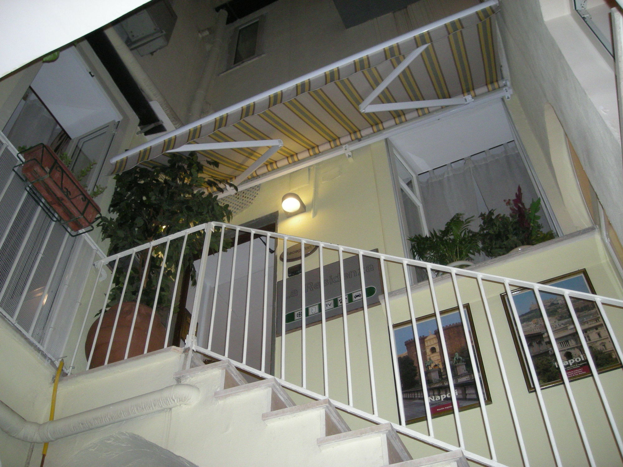 Bed & Breakfast Plebiscito Home Napoli Dış mekan fotoğraf